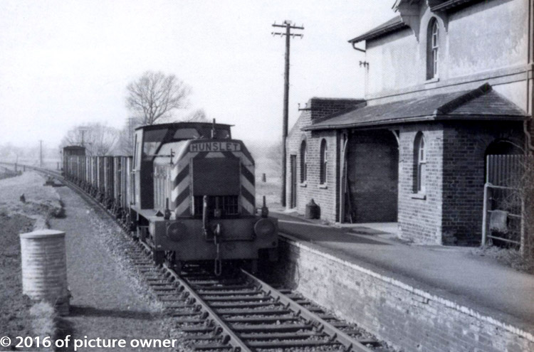A train at Ellingham station
