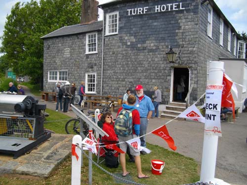 The checkpoint at Turf