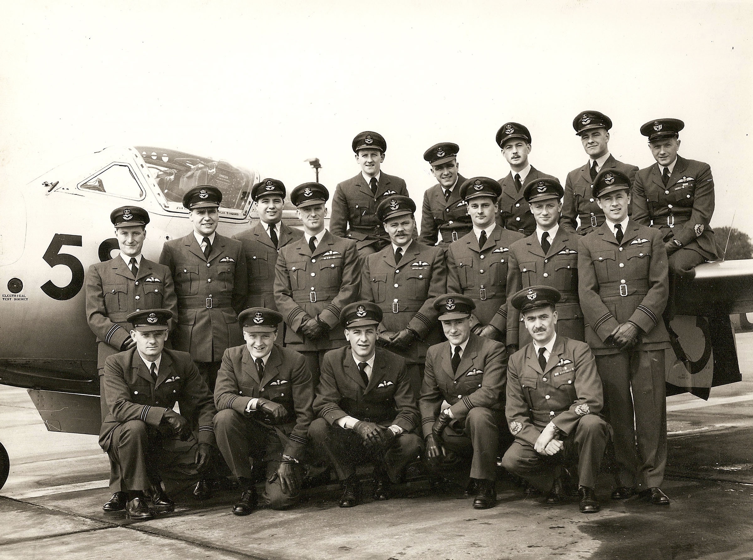 4 FTS, 2 Squadron, RAF Worksop 4 Flying Training School