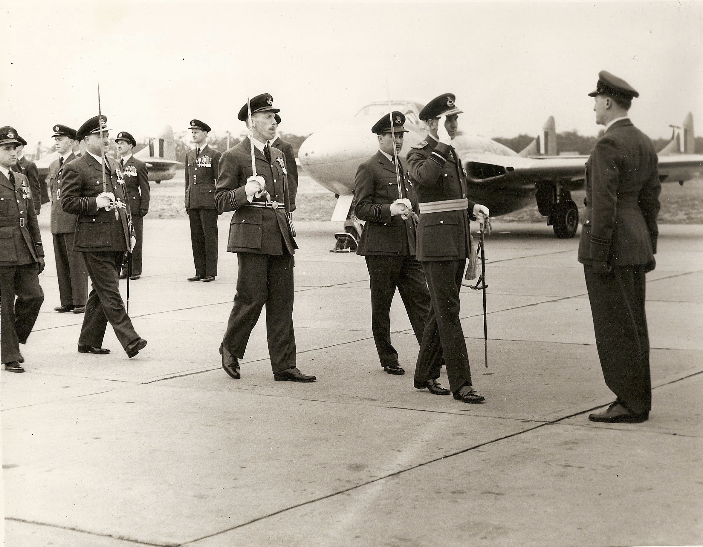 AOC, RAF Worksop, RAF Scofton, 4 FTS