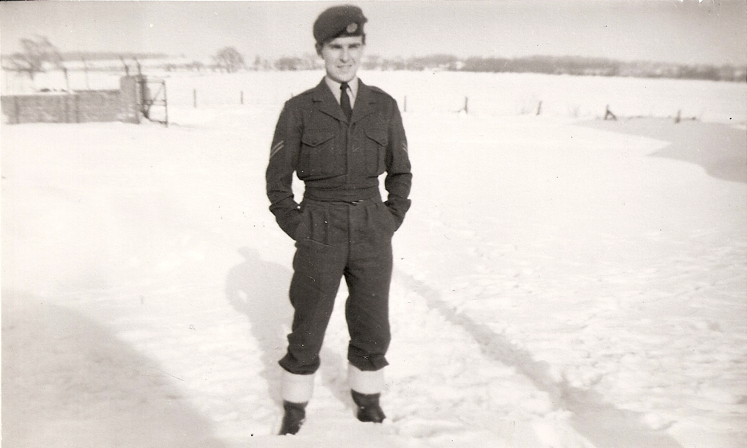 RAF Worksop, fire Service, 4 FTS