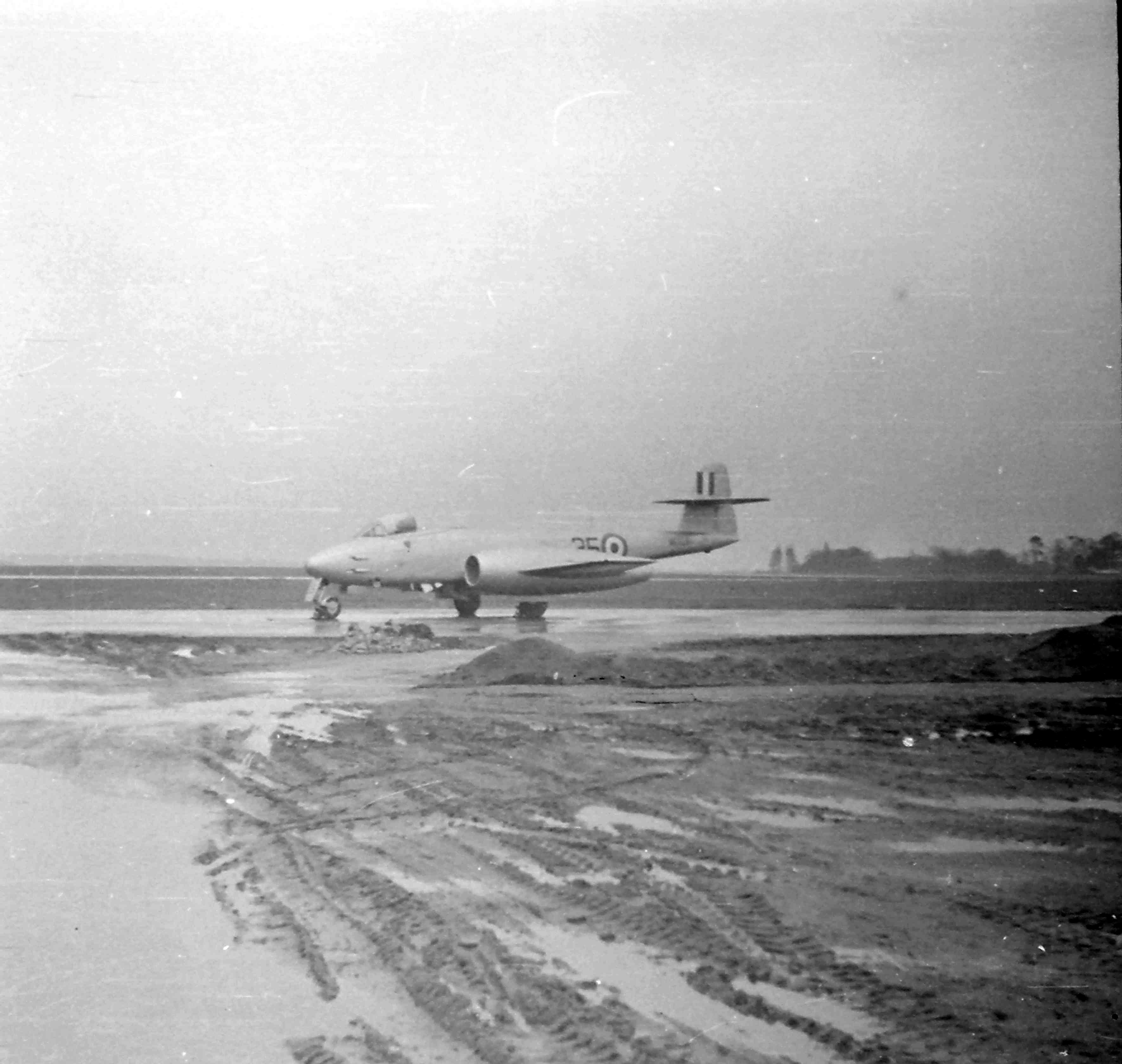 RAF Worksop, Meteor, F.8, 35, 1952